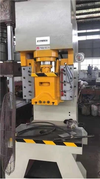 Máquina automática 150T de prensa de furos